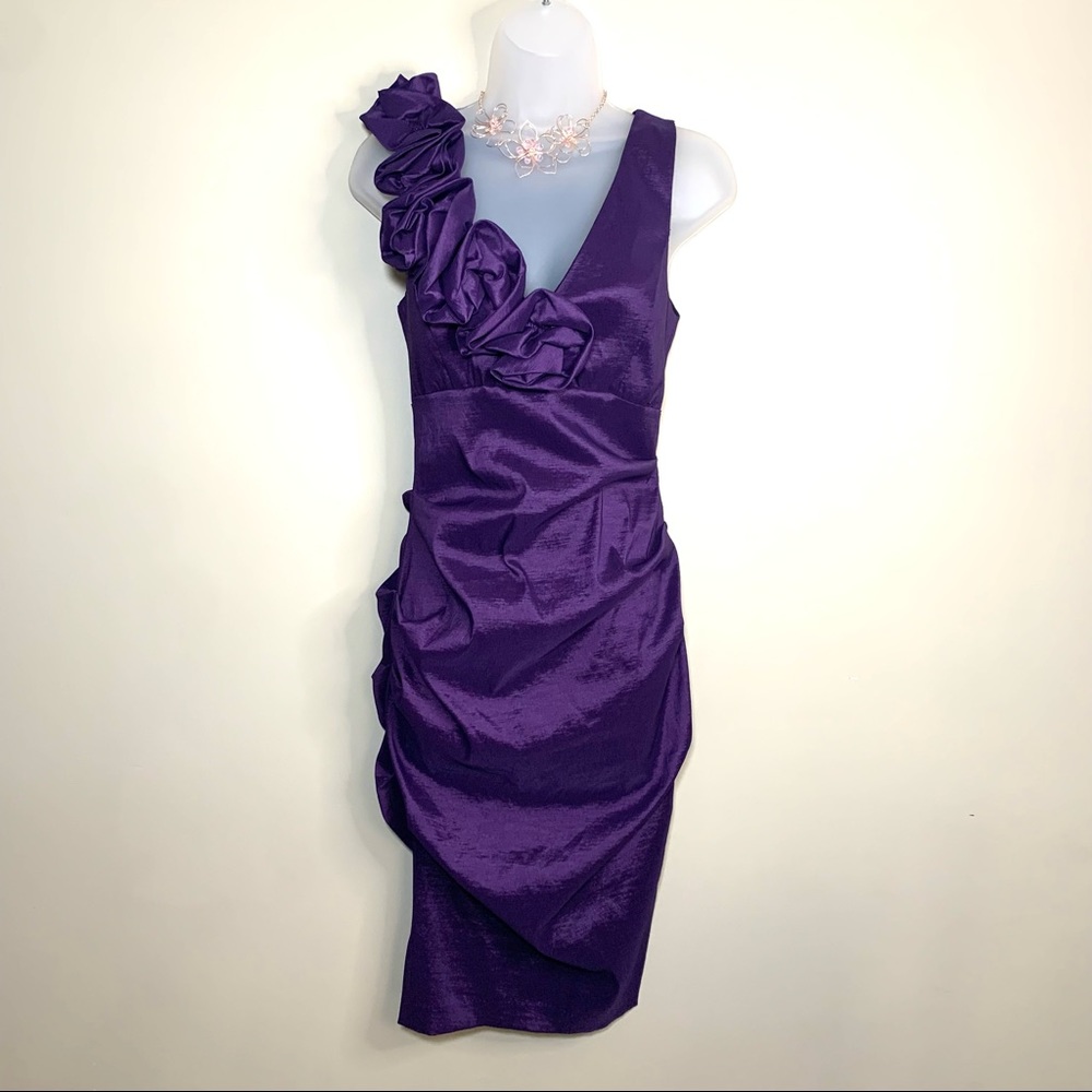 Purple Taffeta Cocktail Dress Size 8 Ruched Rosette Sleeveless NWOT Bodycon